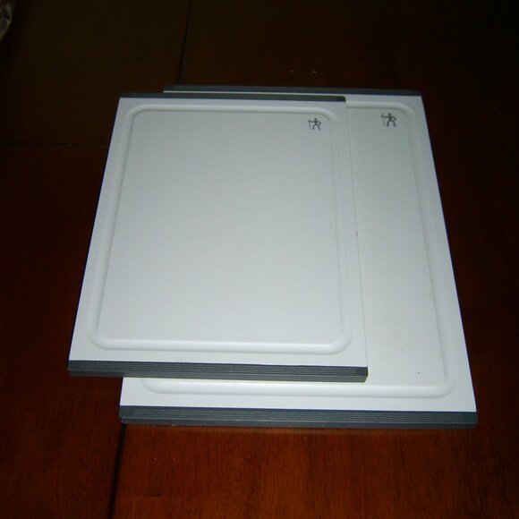 Set of 2 Cutting Boards, Food Safe Polypropylene, VGUC - Picture 1 of 3
